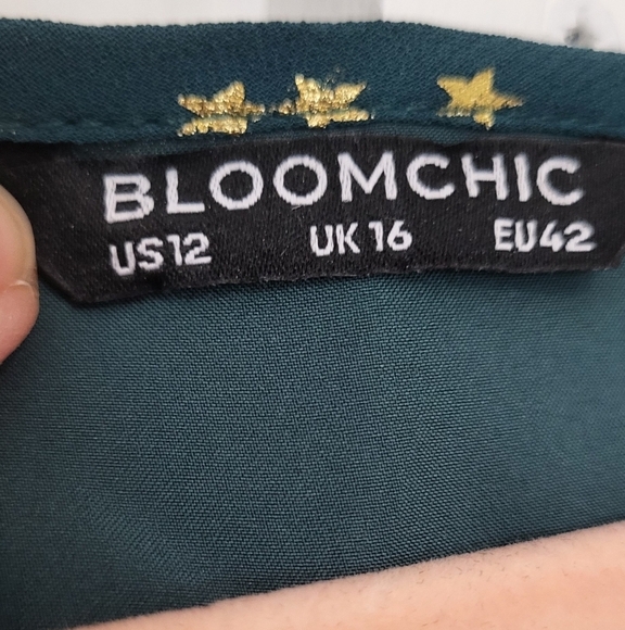 Bloomchic Green & Gold Glitter Star Print Longsleeve Dress - Picture 6 of 10